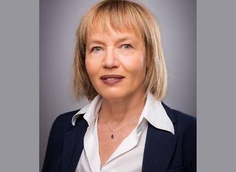 karinw-square-morebody